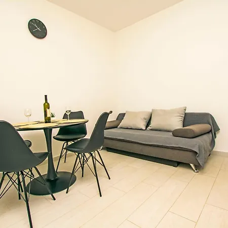 Apartment Aurora